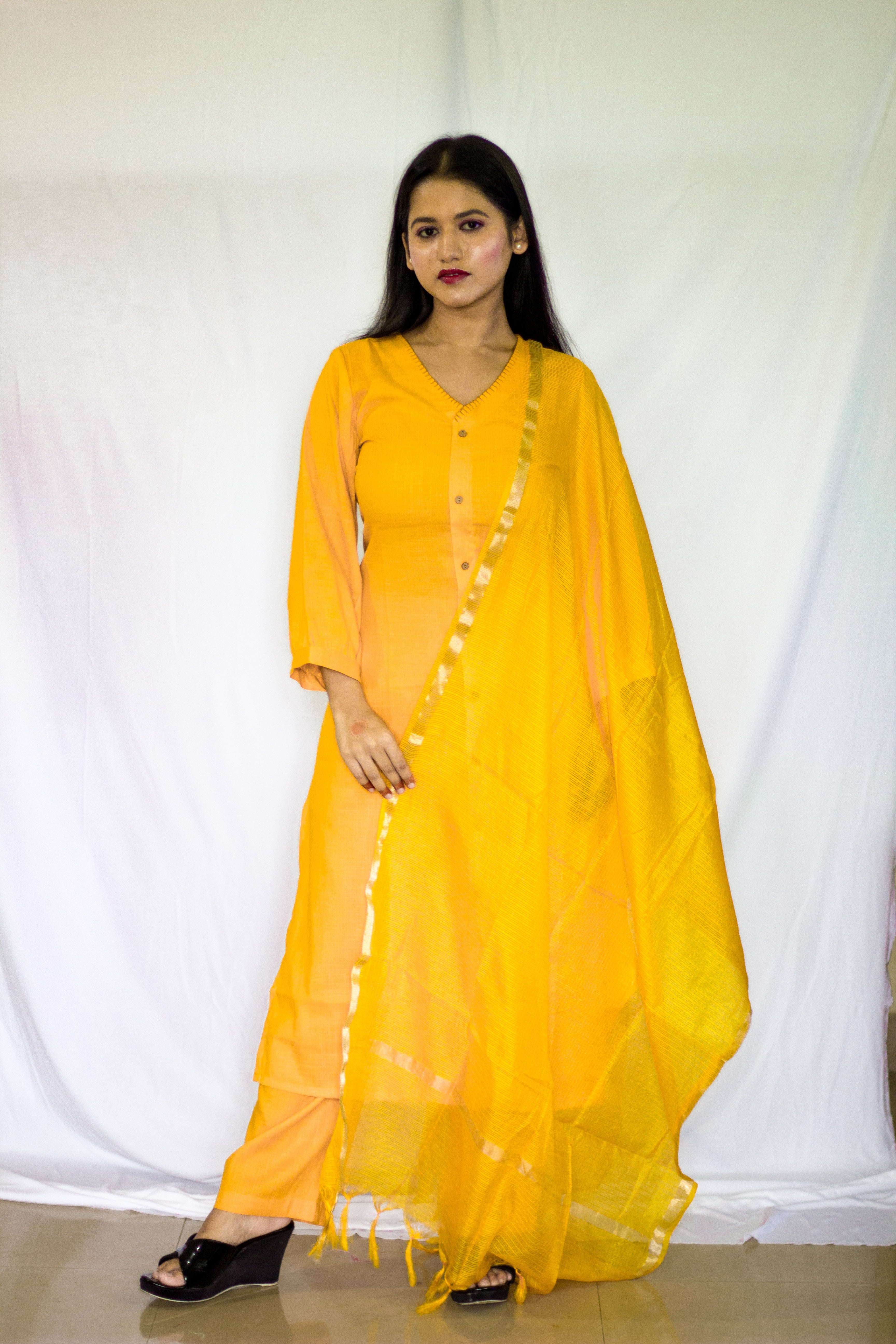 Yellow colored Linen Salwar 3 Pcs Set