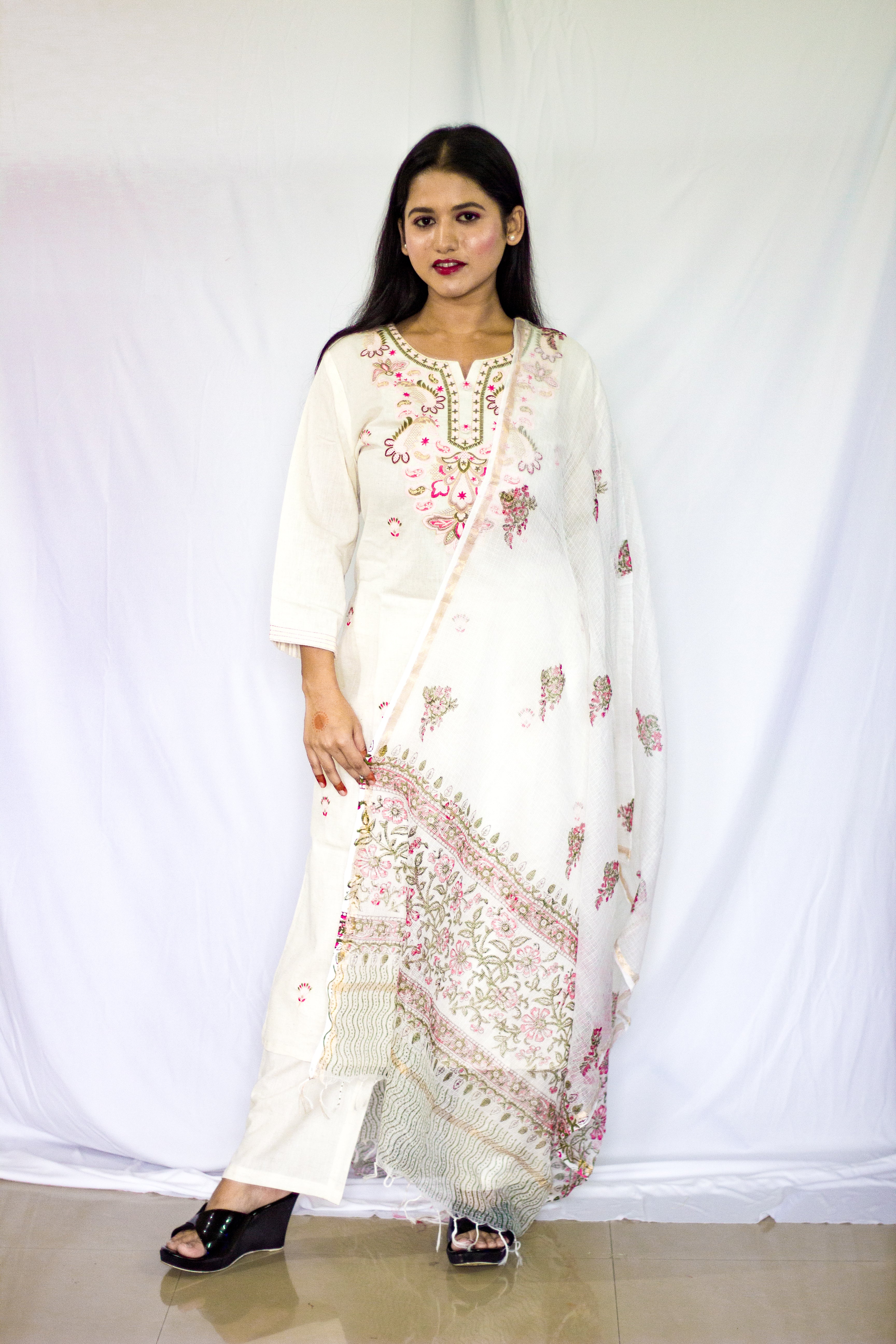 White Mul Cotton 3 Pcs Set