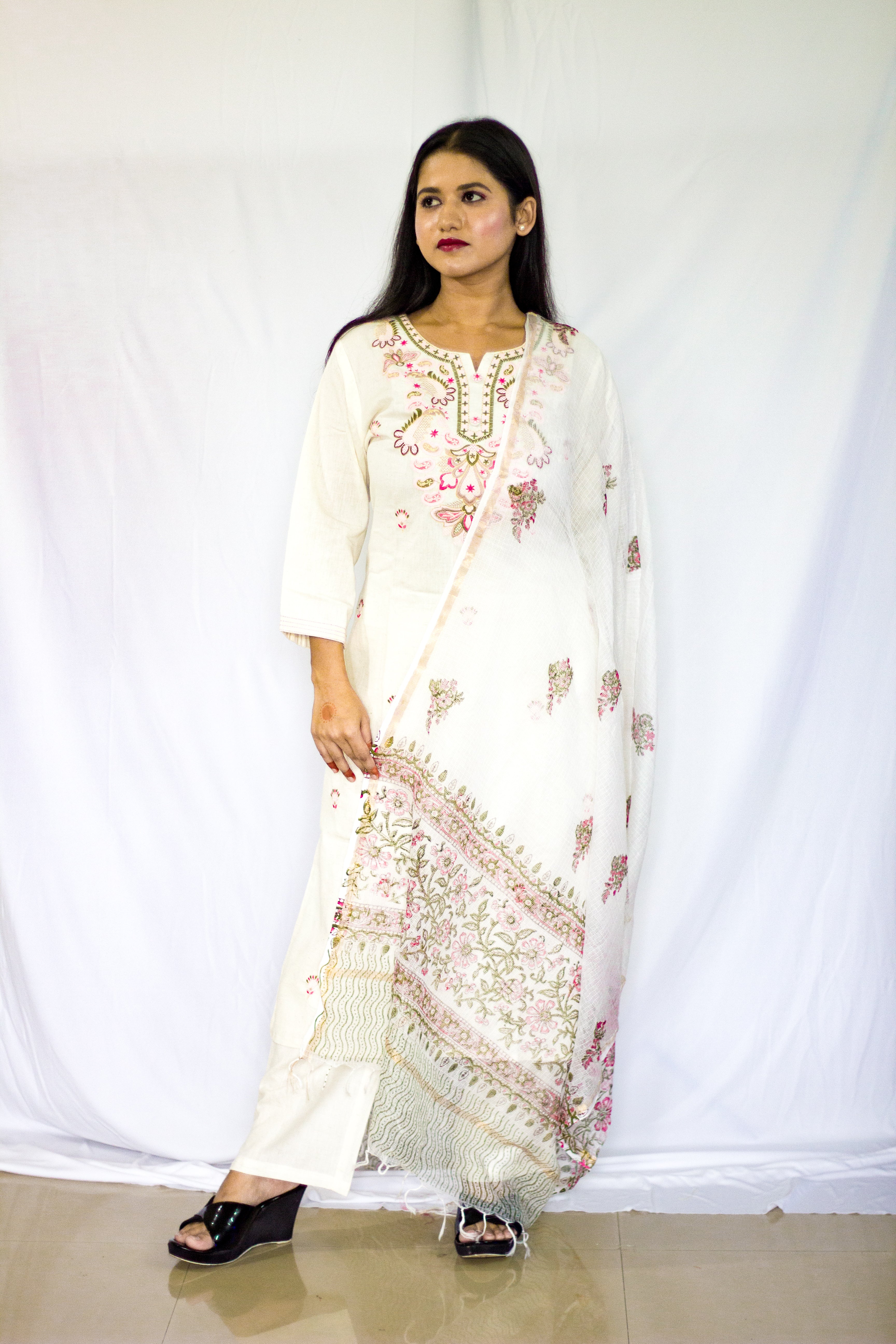 White Mul Cotton 3 Pcs Set